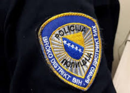 policija